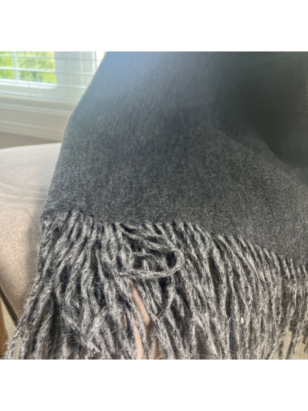 NWOT a & R Cashmere Throw Gray Reversible - Picture 6 of 8